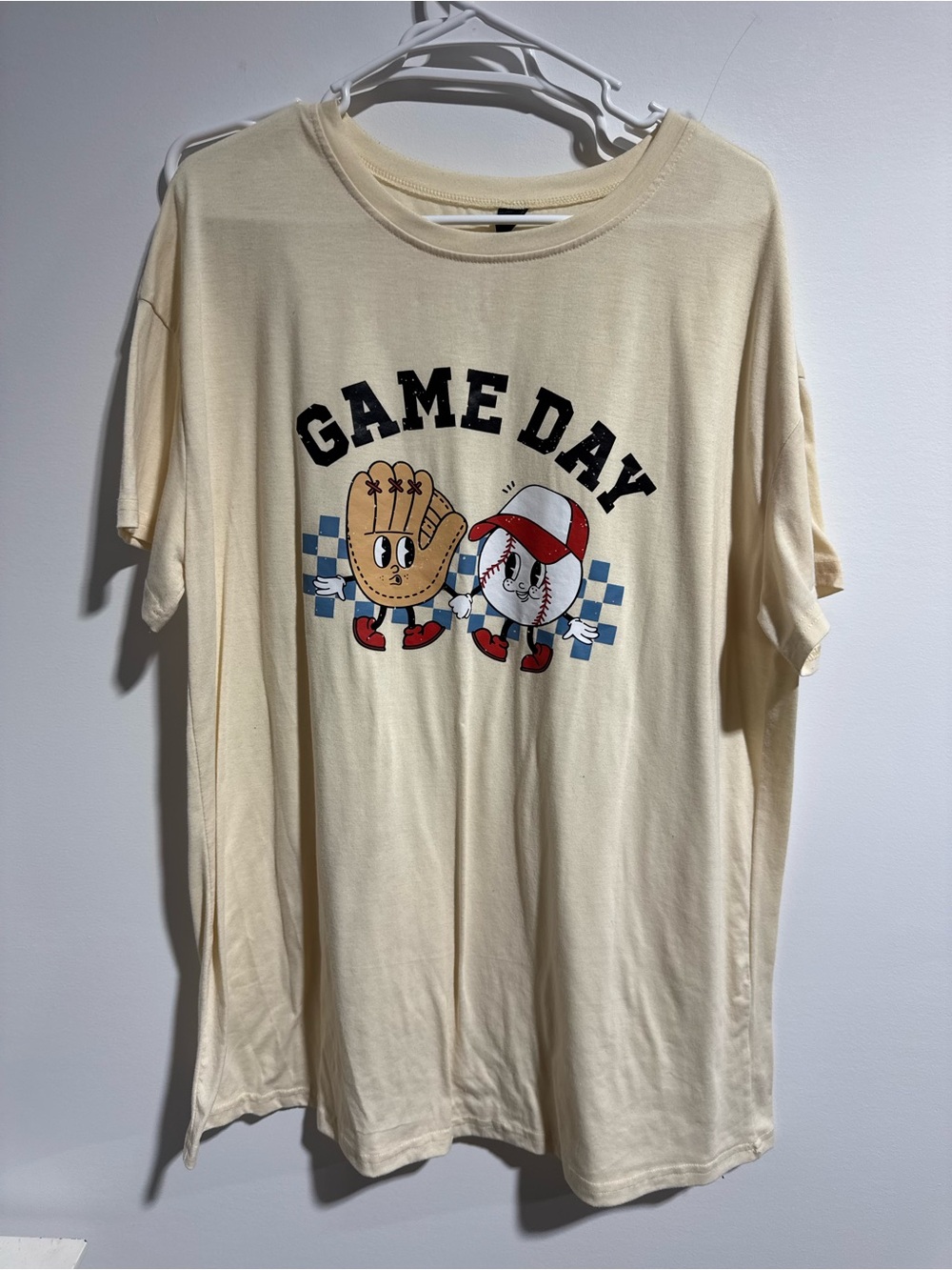 Game Day Cream Graphic Tee with Mascot Design Size 0XL